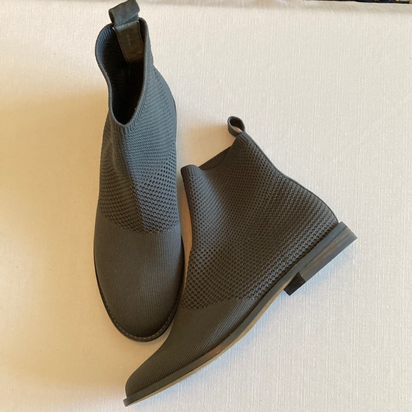 Eileen Fisher Shoes - Eileen Fisher Womens Jude Stretch Knit Bootie Graphite Grey Low Stack Size 9